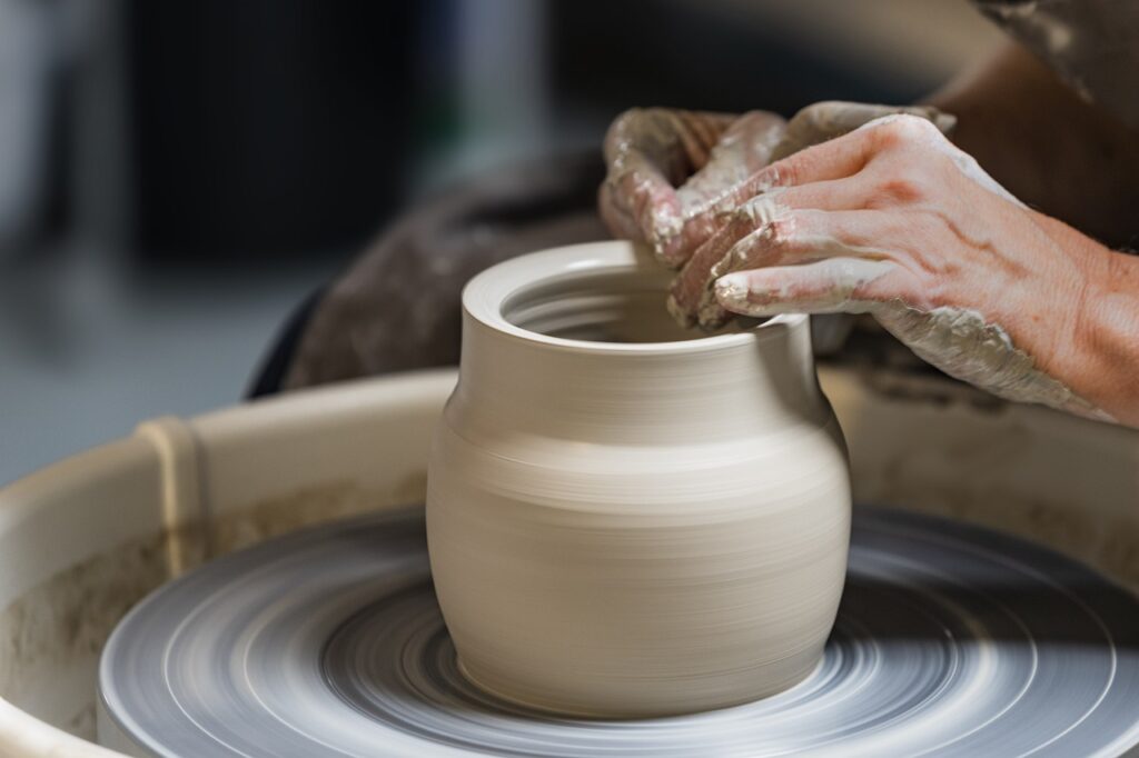 volume, potters, pottery-4635713.jpg